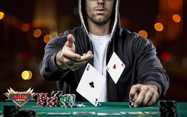 Thuật ngữ cược Poker về vị trí bàn chơi